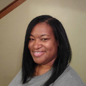 Meet your Posher, Stefany